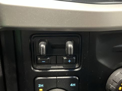 Used 2023 Ford F350 XLT image 24