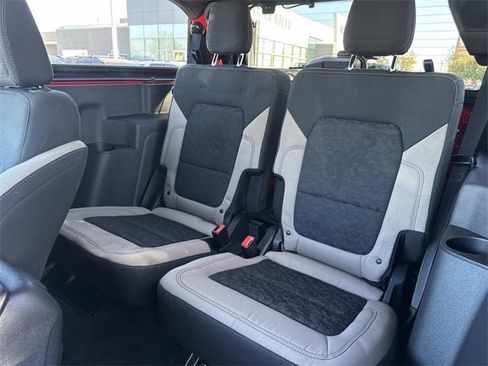 Used 2022 Ford Bronco Wildtrak image 24