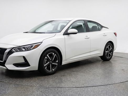 Used 2025 Nissan Sentra SV FWD image 3