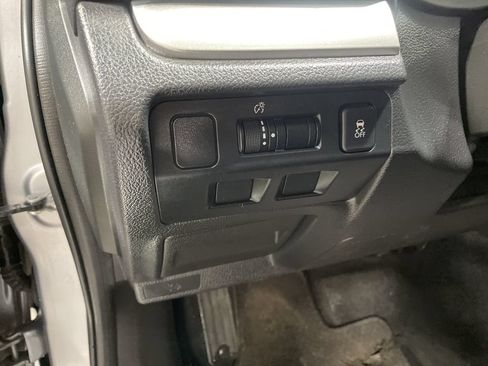 Used 2016 Subaru Impreza 2.0i AWD/4WD image 22