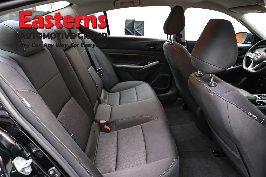 Used 2023 Nissan Altima 2.5 SV AWD/4WD image 24