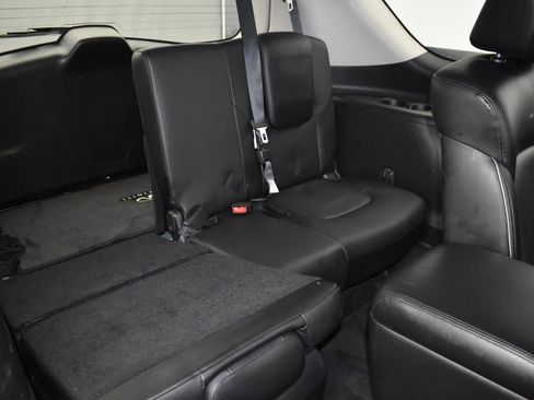 Used 2013 INFINITI QX56 2WD w/ Theater Pkg image 24