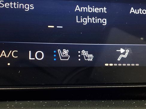 New 2026 Buick Enclave Avenir image 16