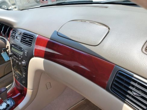 Used 2002 Lexus ES 330 FWD image 40