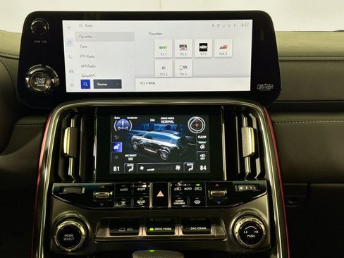 Used 2023 Lexus LX 600 F Sport image 17