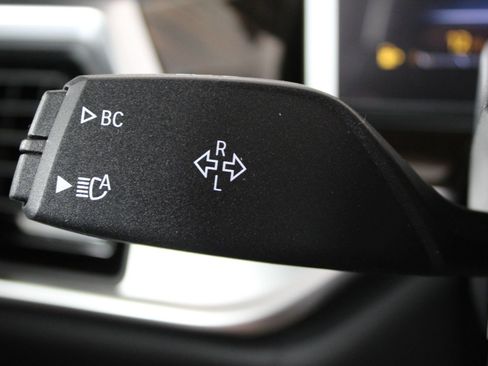 New 2026 BMW X5 xDrive40i w/ M Sport Package image 30