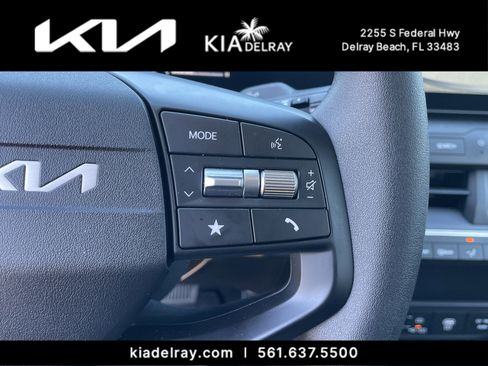 New 2025 Kia K4 LXS image 26