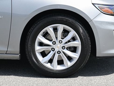 Used 2024 Chevrolet Malibu LT FWD image 11