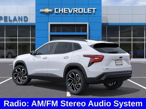 New 2026 Chevrolet Trax RS w/ Sunroof Package FWD image 4