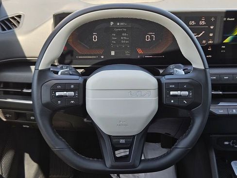 New 2026 Kia K4 GT-Line image 15