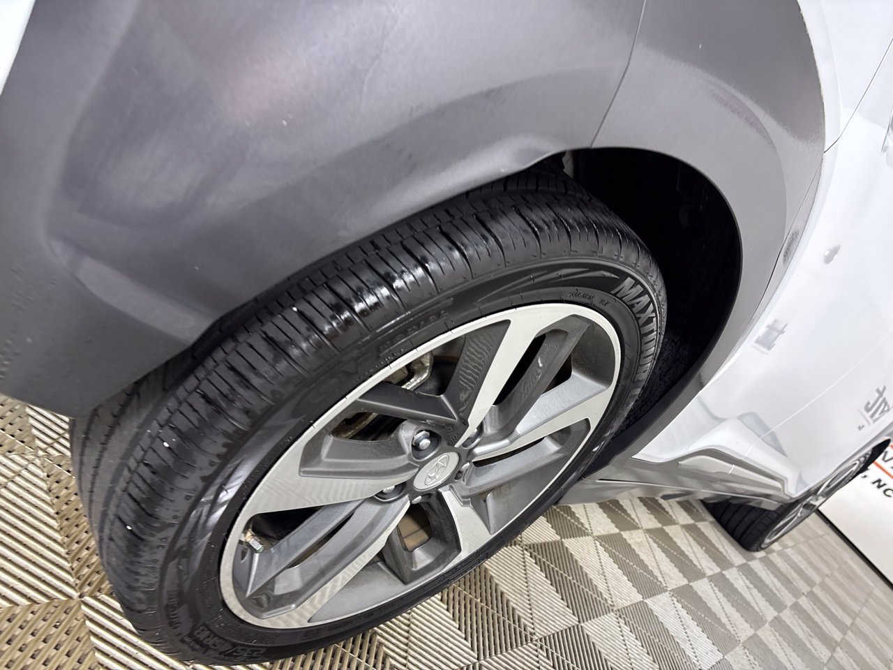 Used 2019 Hyundai Kona Ultimate FWD image 34