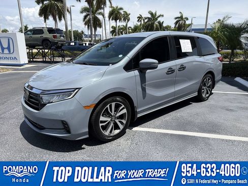 Used 2024 Honda Odyssey Touring image 4