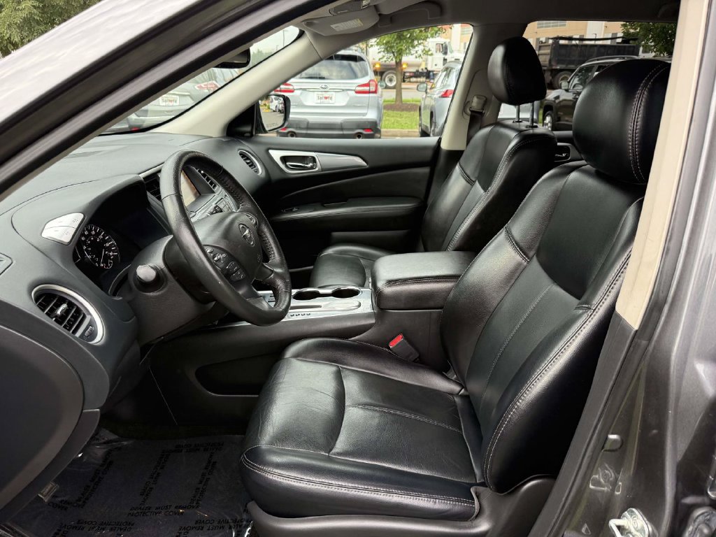 Used 2020 Nissan Pathfinder SL FWD image 13