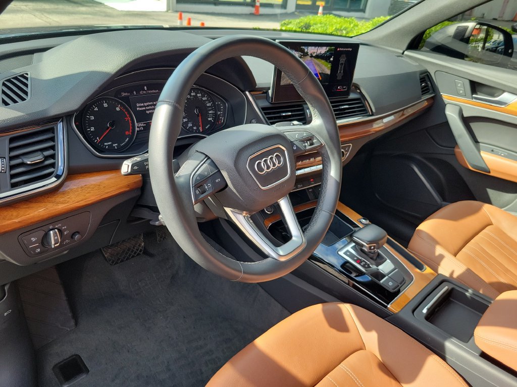 Used 2022 Audi Q5 2.0T Premium w/ Convenience Package AWD/4WD image 25