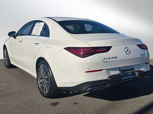 Used 2025 Mercedes-Benz CLA 250 4MATIC image 5