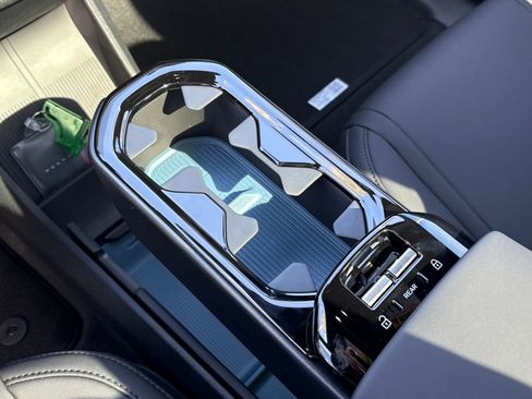 New 2026 Volvo EX30 Plus w/ Climate Package image 14