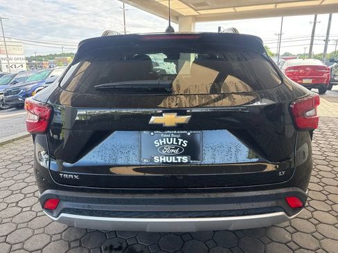 Used 2025 Chevrolet Trax LT w/ Driver Confidence Package FWD image 7