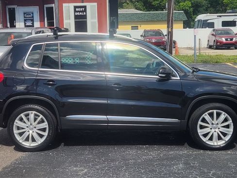 Used 2014 Volkswagen Tiguan SEL FWD image 7