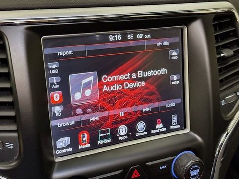 Used 2014 Jeep Grand Cherokee SRT image 17