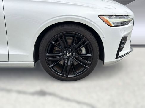 Certified 2024 Volvo S60 B5 Plus w/ Climate Package FWD image 12