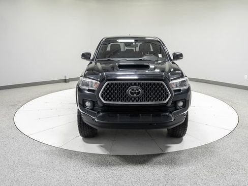 Used 2019 Toyota Tacoma SR AWD/4WD image 27