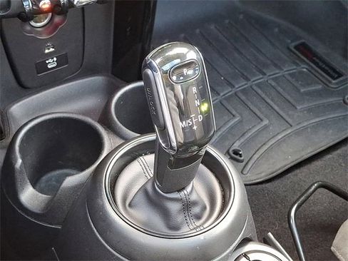 Used 2022 MINI Cooper S image 15