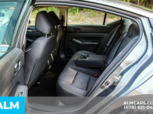 Used 2025 Nissan Altima 2.5 SV FWD image 16
