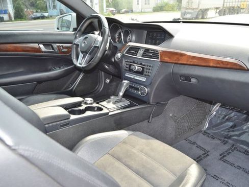 Used 2012 Mercedes-Benz C 63 AMG Coupe image 30