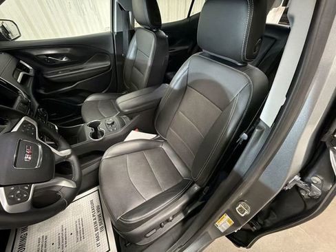 Used 2023 GMC Terrain SLT w/ Infotainment Package II FWD image 24