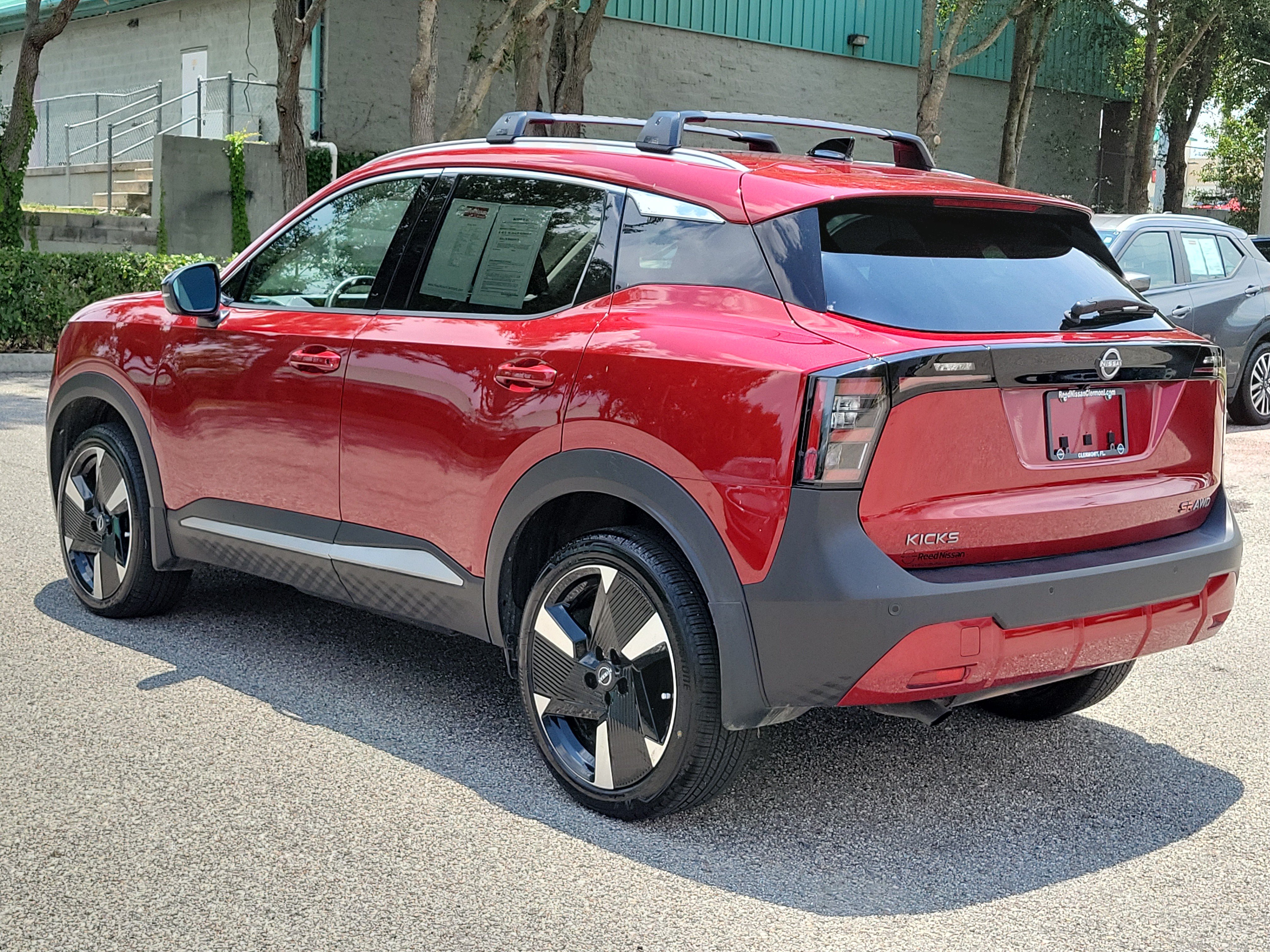 Certified 2026 Nissan Kicks SR w/ Cold Weather Package AWD/4WD image 8
