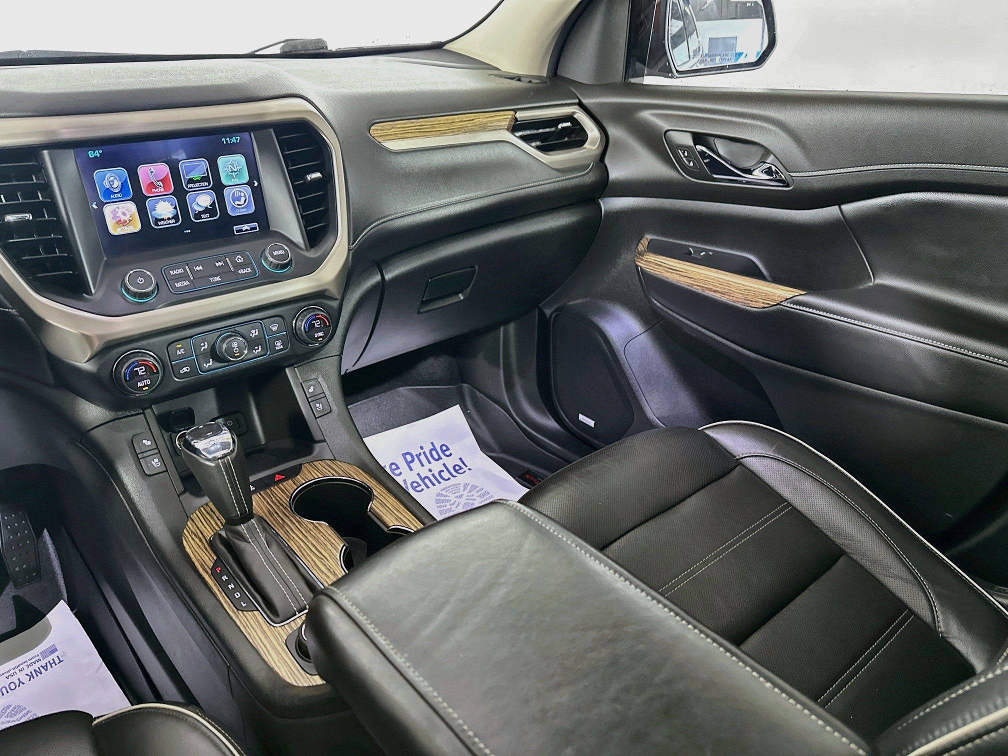 Used 2019 GMC Acadia Denali w/ Technology Package AWD/4WD image 24