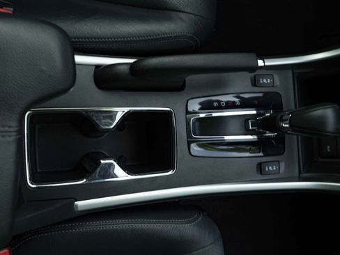 Used 2015 Honda Accord EX-L image 28