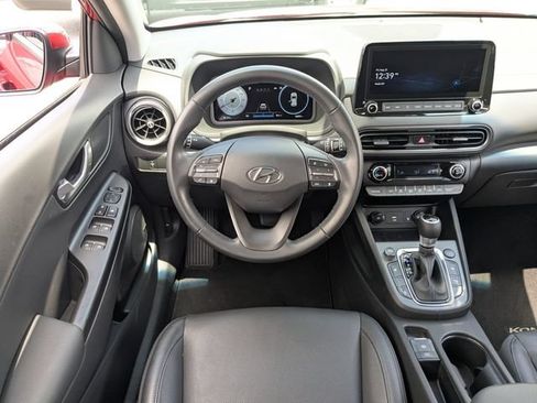 Used 2022 Hyundai Kona Limited w/ Cargo Package FWD image 18