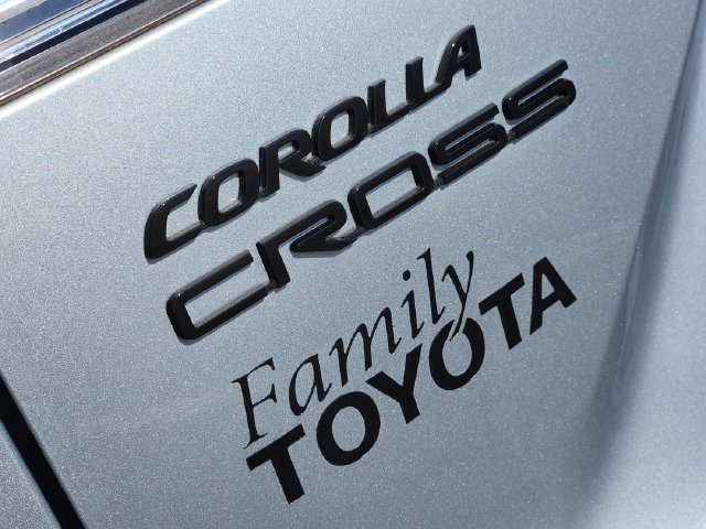 Certified 2024 Toyota Corolla Cross AWD Hybrid image 6