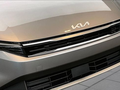 Used 2025 Kia K4 EX FWD image 30