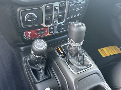 New 2026 Jeep Wrangler Unlimited Rubicon image 27