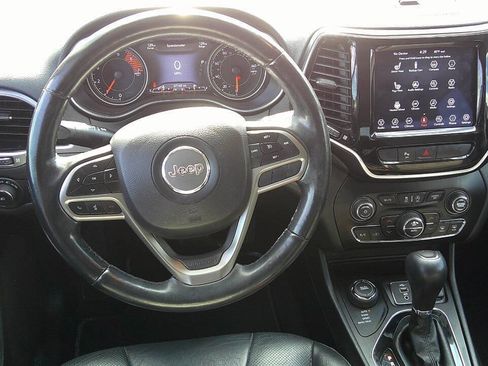 Used 2020 Jeep Cherokee Limited AWD/4WD image 15