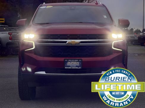 Used 2021 Chevrolet Suburban LS w/ Max Trailering Package image 8