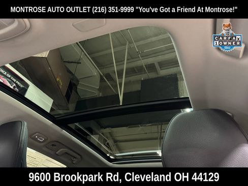 Used 2025 Volvo V60 B5 Cross Country Plus image 28