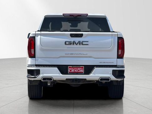 Used 2022 GMC Sierra 1500 Denali Ultimate AWD/4WD image 5
