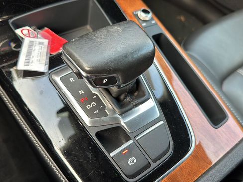 Used 2022 Audi Q5 2.0T Premium Plus image 22