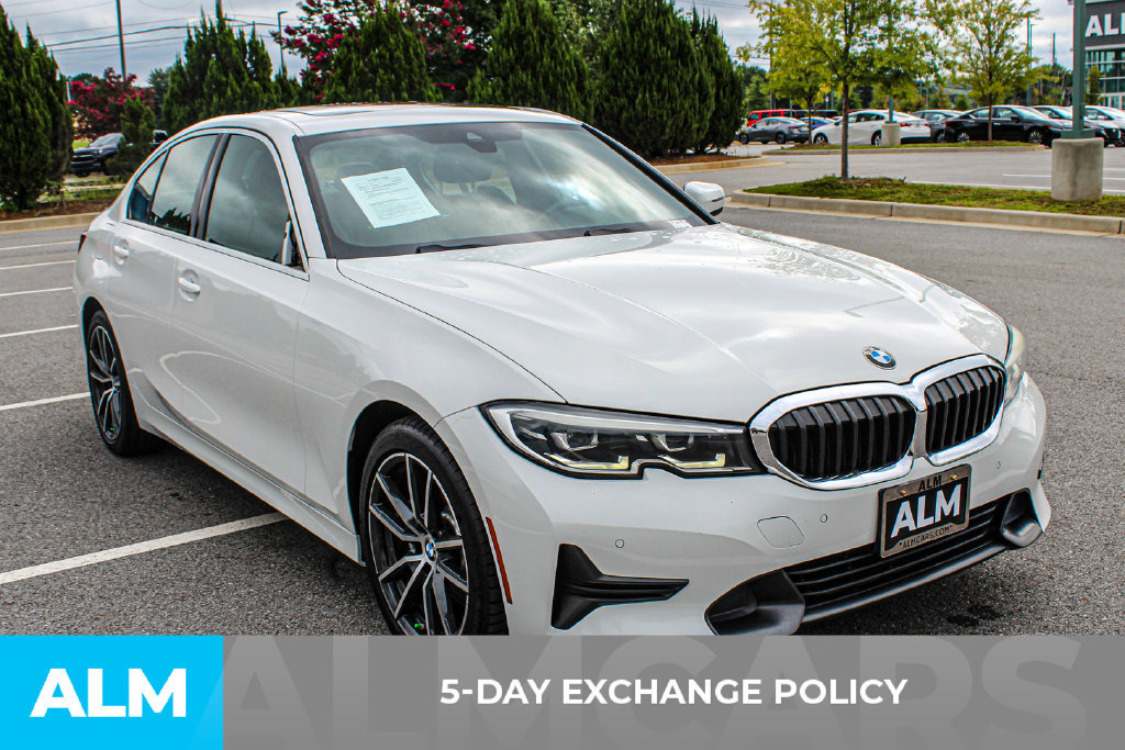 Used 2020 BMW 330i Sedan w/ Convenience Package RWD image 3