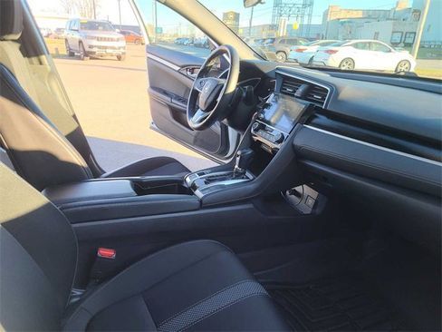 Used 2019 Honda Civic Sport image 16