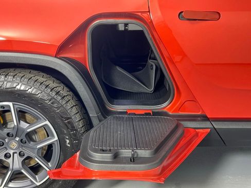 Used 2023 Rivian R1T Adventure image 14