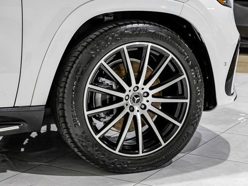 Used 2024 Mercedes-Benz GLS 580 4MATIC image 53