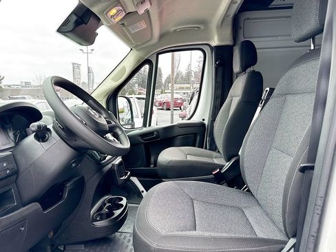 Used 2024 RAM ProMaster 3500 FWD image 10