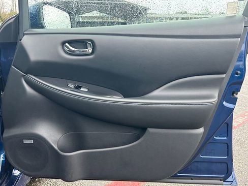 Used 2019 Nissan Leaf SL w/ SL Technology Package image 25