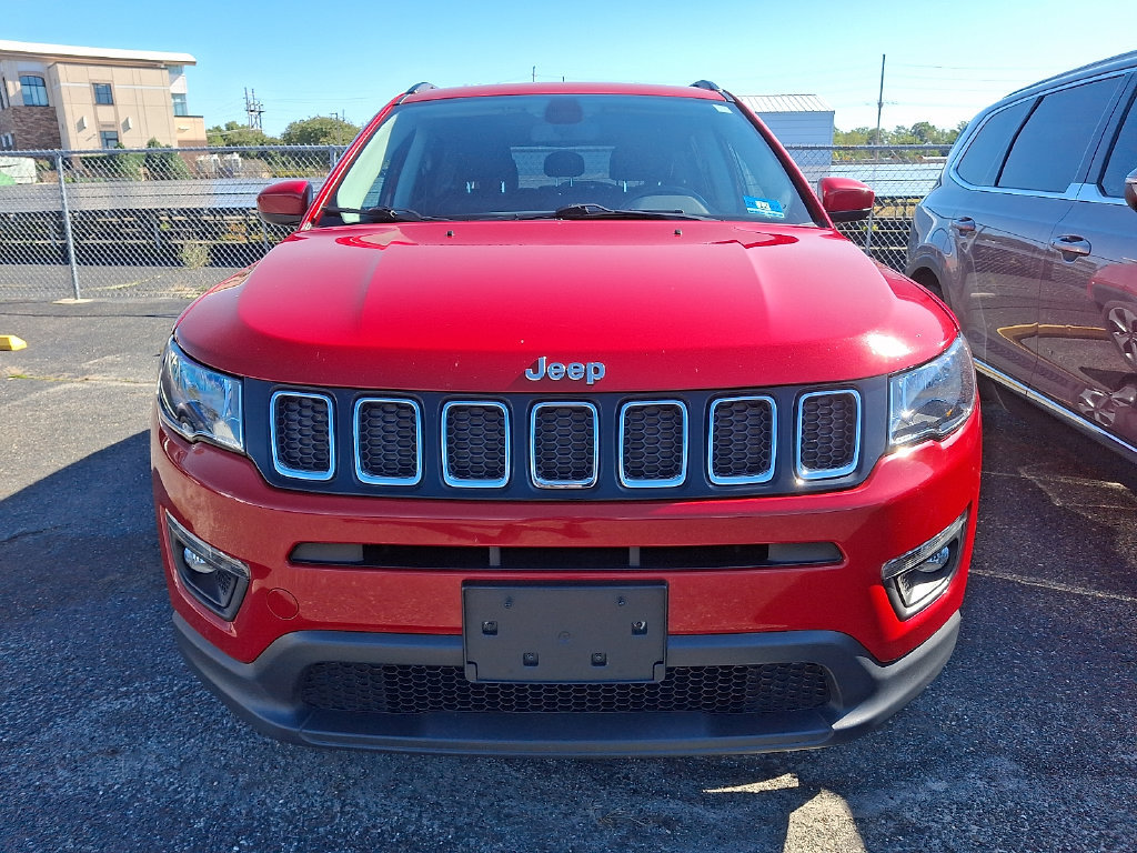 Used 2020 Jeep Compass Latitude w/ Safety & Security Group AWD/4WD image 2