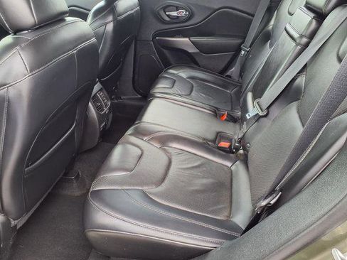 Certified 2019 Jeep Cherokee Limited image 14