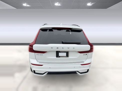 New 2026 Volvo XC60 B5 Ultra w/ Protection Package Premier image 10